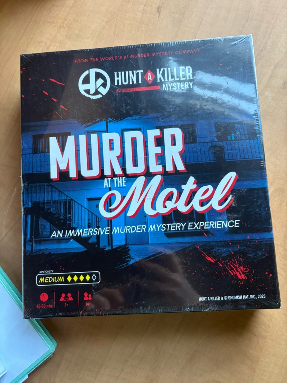 Hunt a killer- Murder at the motel board game